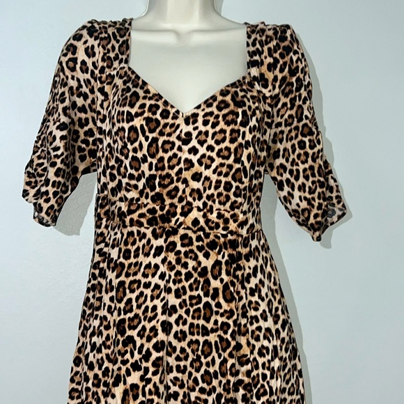 Torrid leopard print dress size 1 - Picture 2 of 8